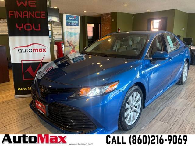 2019 Toyota Camry LE FWD photo
