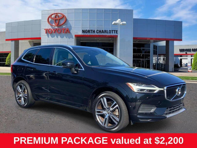 2019 Volvo XC60 Momentum AWD photo