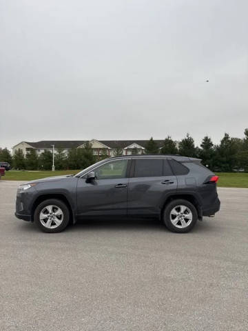 2019 Toyota RAV4 XLE AWD photo
