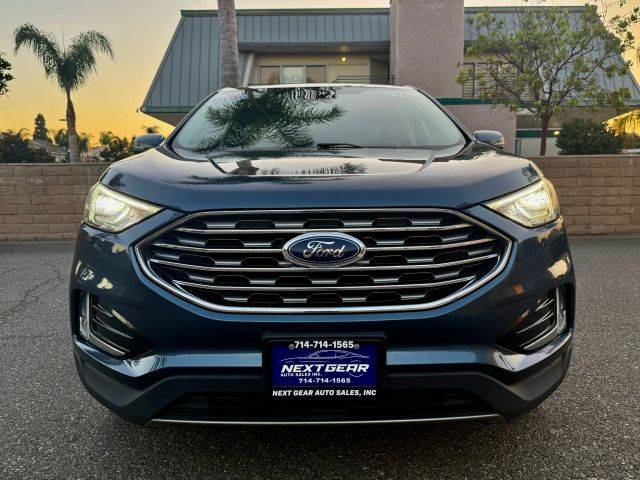 2019 Ford Edge SEL FWD photo