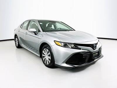 2019 Toyota Camry Hybrid LE FWD photo