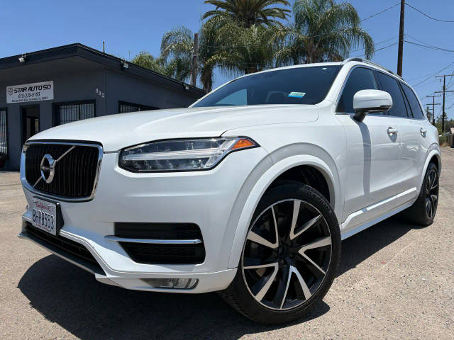 2019 Volvo XC90 Momentum AWD photo