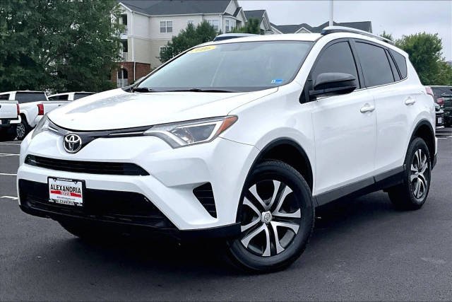 2016 Toyota RAV4 LE AWD photo