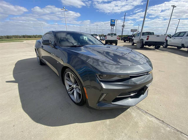 2018 Chevrolet Camaro 1LT RWD photo