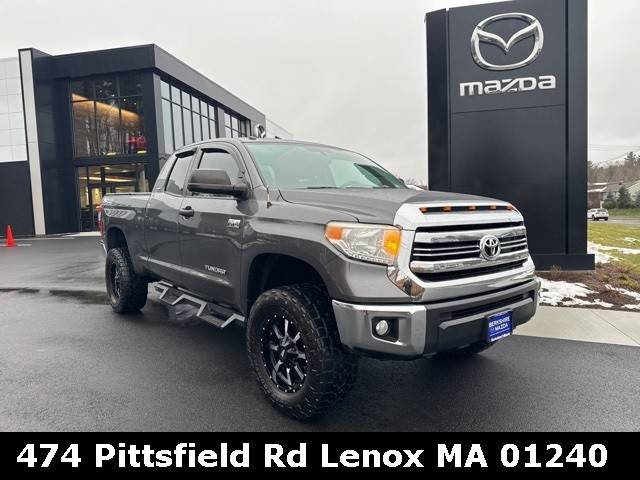 2016 Toyota Tundra SR5 4WD photo