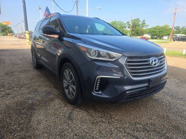 2017 Hyundai Santa Fe SE FWD photo