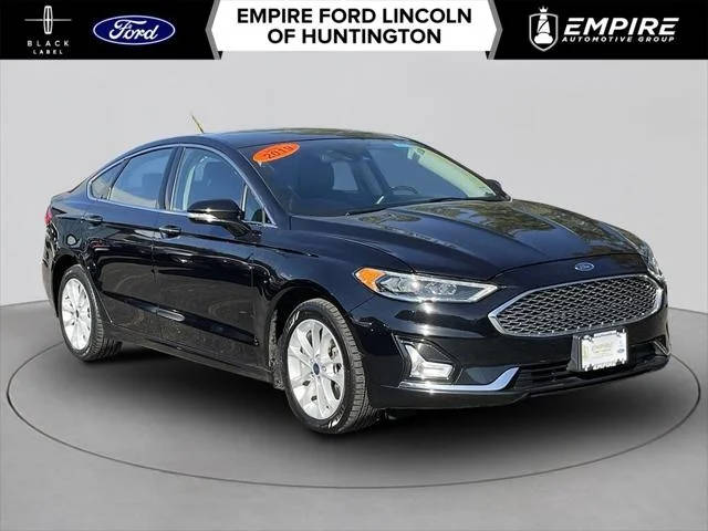 2019 Ford Fusion Energi Titanium FWD photo