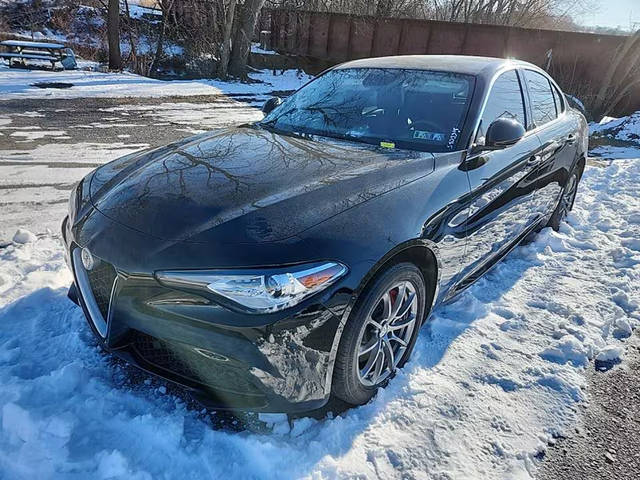 2019 Alfa Romeo Giulia  AWD photo