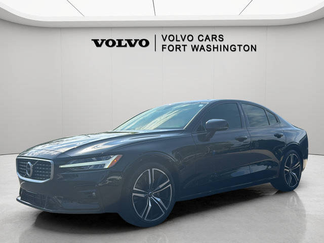 2019 Volvo S60 R-Design AWD photo