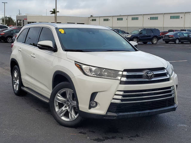 2019 Toyota Highlander Limited FWD photo