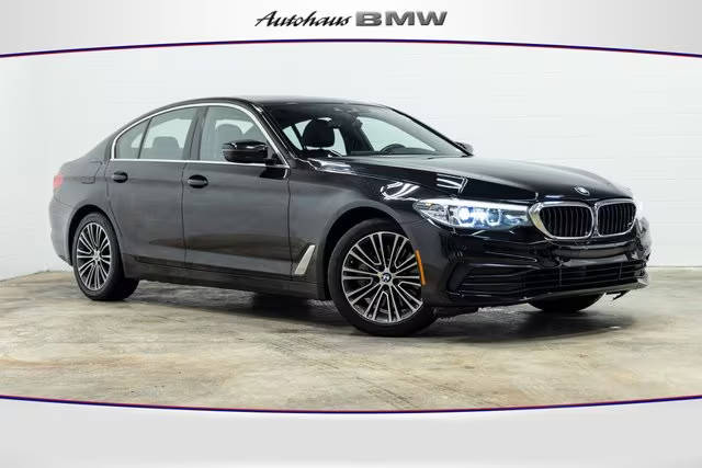 2019 BMW 5 Series 530i xDrive AWD photo