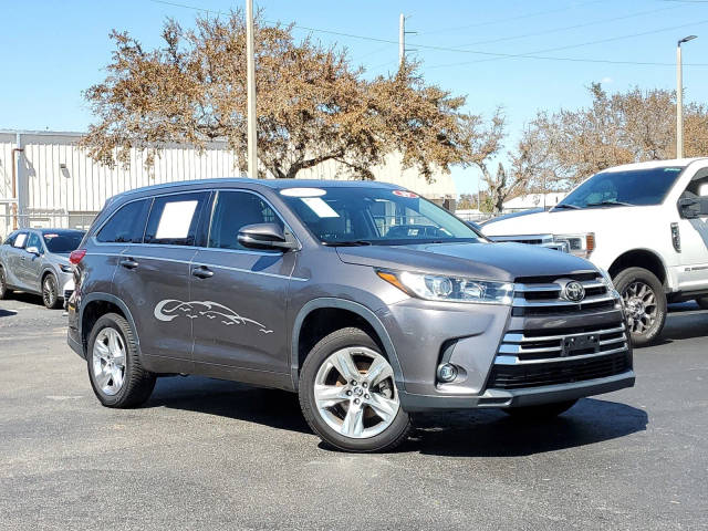 2019 Toyota Highlander Limited FWD photo