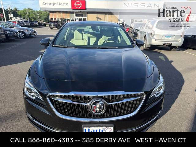 2018 Buick LaCrosse Essence AWD photo