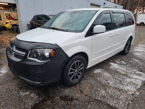 2017 Dodge Grand Caravan GT FWD photo