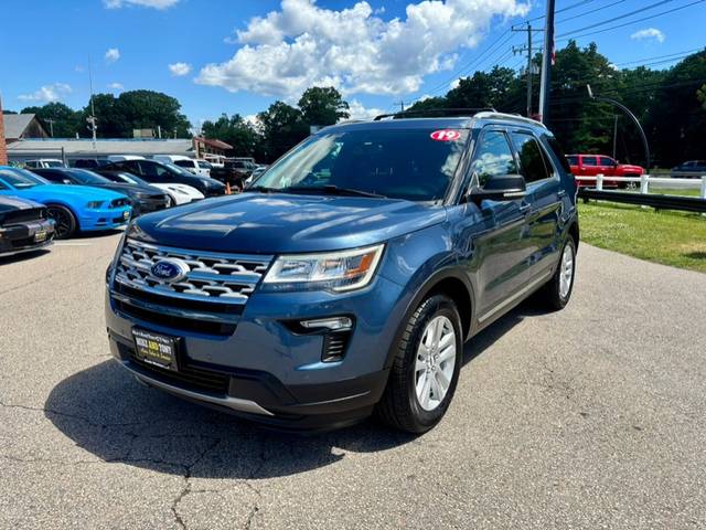 2019 Ford Explorer XLT 4WD photo