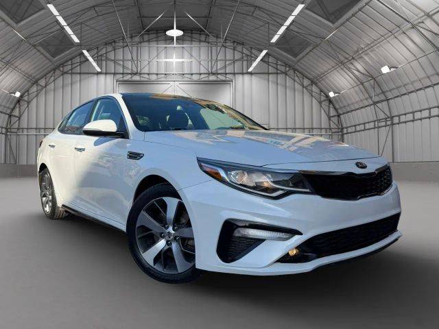 2019 Kia Optima S FWD photo
