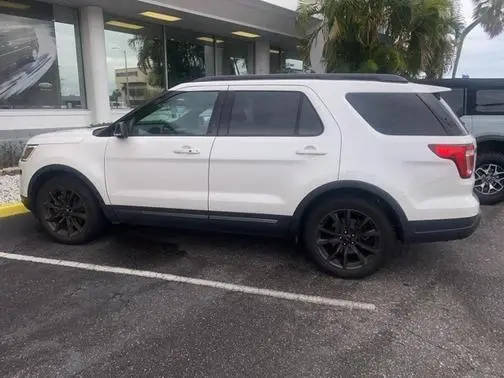 2019 Ford Explorer XLT FWD photo