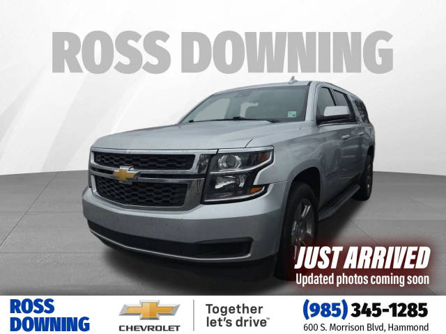 2019 Chevrolet Suburban LT RWD photo