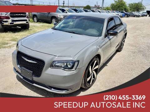 2019 Chrysler 300 Touring RWD photo