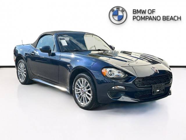 2019 FIAT 124 Spider Classica RWD photo