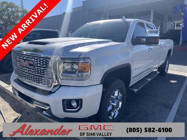 2019 GMC Sierra 3500HD Denali 4WD photo