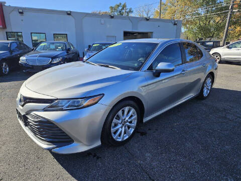 2018 Toyota Camry LE FWD photo