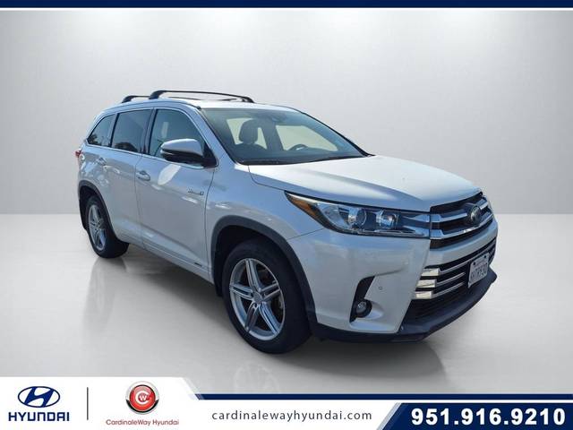 2019 Toyota Highlander Hybrid Limited Platinum AWD photo