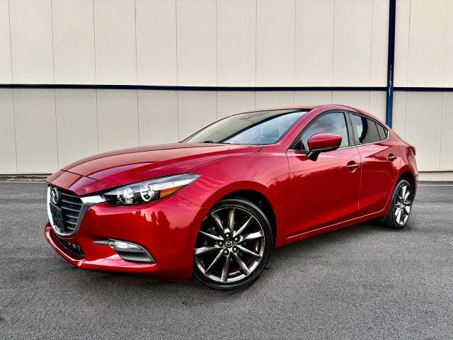 2018 Mazda 3 Touring FWD photo