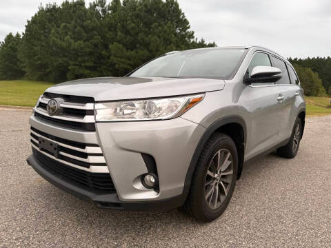2019 Toyota Highlander XLE AWD photo