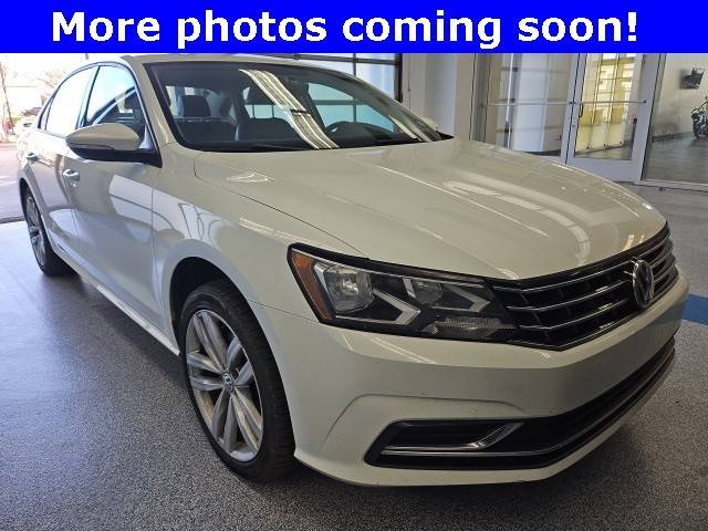 2019 Volkswagen Passat 2.0T Wolfsburg Edition FWD photo