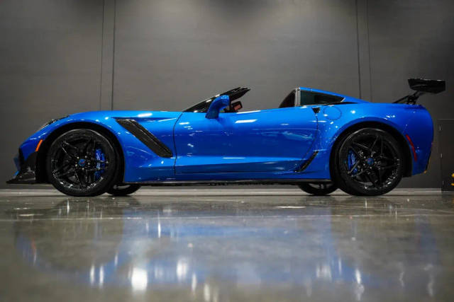 2019 Chevrolet Corvette ZR1 3ZR RWD photo
