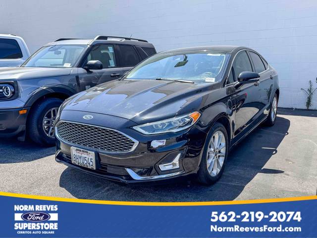 2019 Ford Fusion Energi Titanium FWD photo