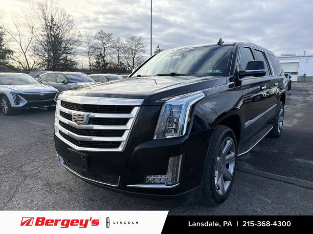 2018 Cadillac Escalade ESV Luxury 4WD photo