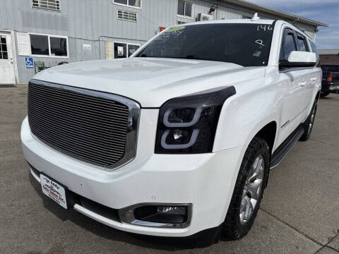 2018 GMC Yukon XL SLT 4WD photo