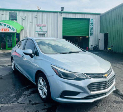 2017 Chevrolet Cruze LT FWD photo