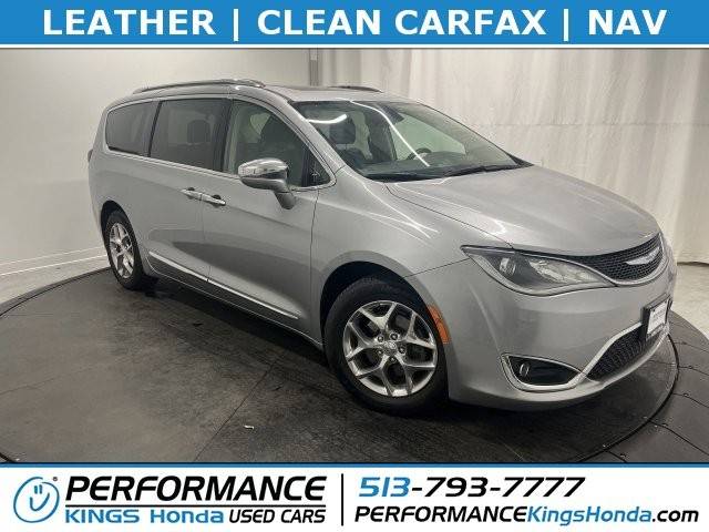 2018 Chrysler Pacifica Minivan Limited FWD photo