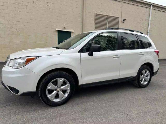 2016 Subaru Forester 2.5i AWD photo