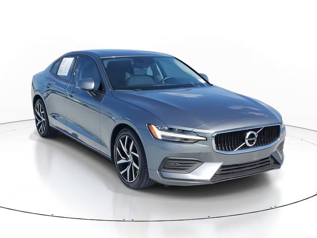 2019 Volvo S60 Momentum AWD photo