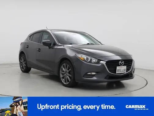 2018 Mazda 3 Touring FWD photo