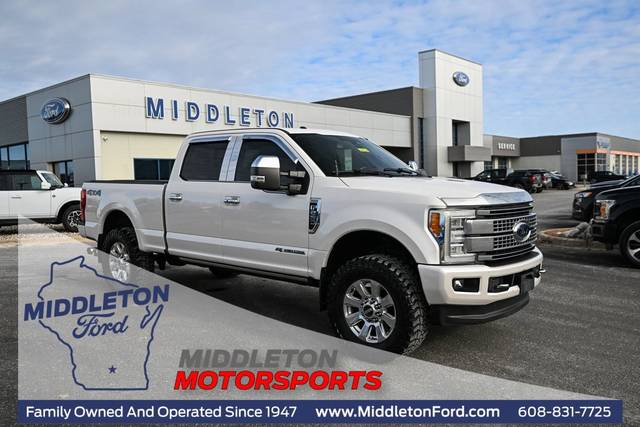 2017 Ford F-250 Super Duty Platinum 4WD photo