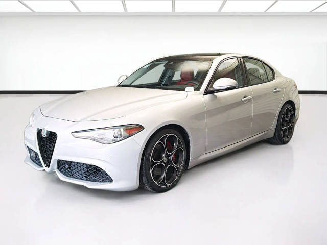 2019 Alfa Romeo Giulia Ti Sport RWD photo