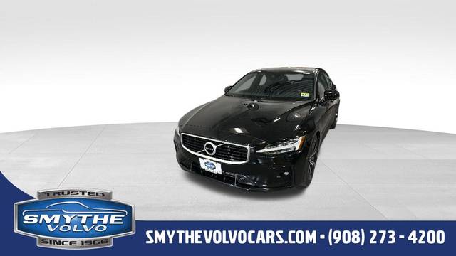 2019 Volvo S60 R-Design AWD photo