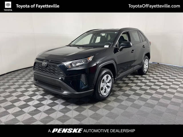 2019 Toyota RAV4 LE FWD photo