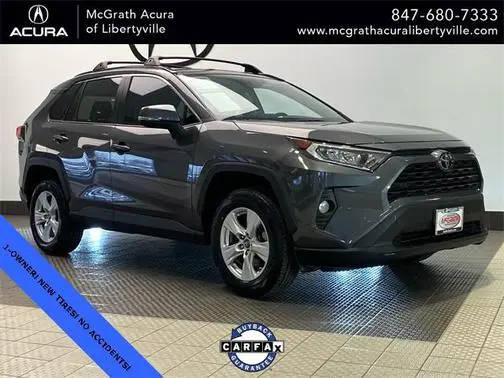 2019 Toyota RAV4 XLE FWD photo