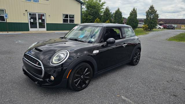 2019 MINI Hardtop 2 Door Cooper S FWD photo