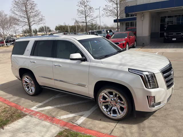 2015 Cadillac Escalade Premium RWD photo