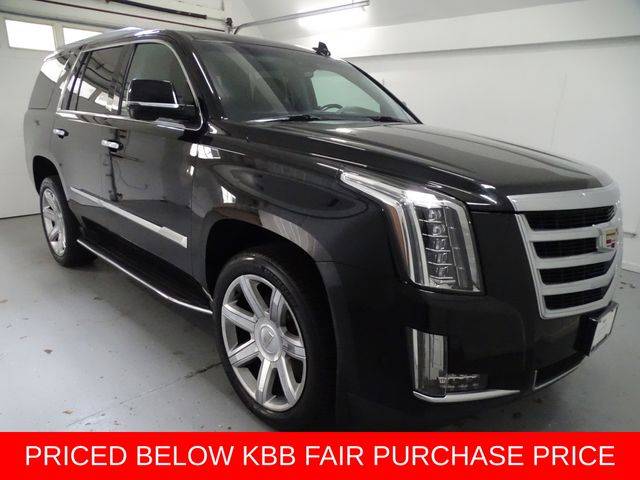 2018 Cadillac Escalade Luxury 4WD photo