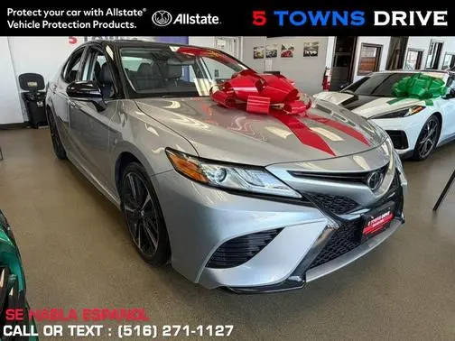 2019 Toyota Camry XSE FWD photo
