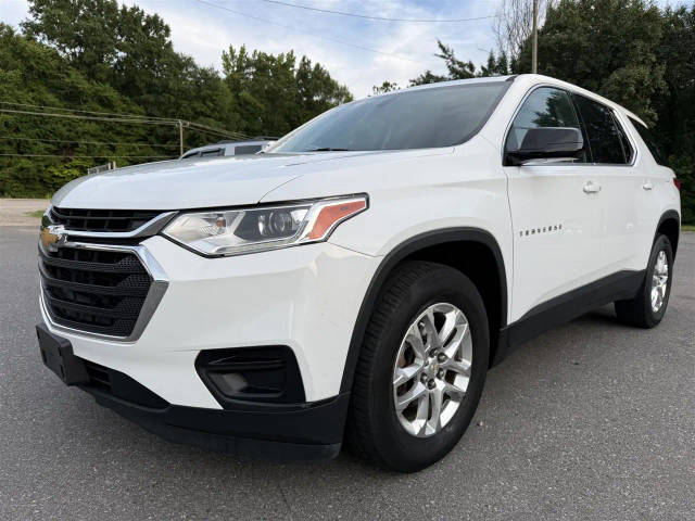 2019 Chevrolet Traverse LS AWD photo
