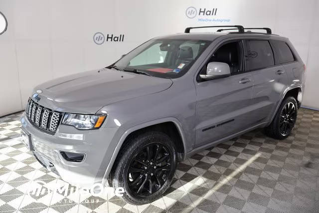 2019 Jeep Grand Cherokee Altitude 4WD photo